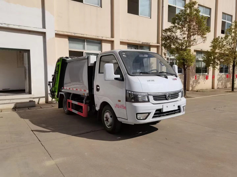 Presentación del camión de basura para limpieza urbana y rural conforme a la norma nacional VI: juntos construimos un entorno más saludable.